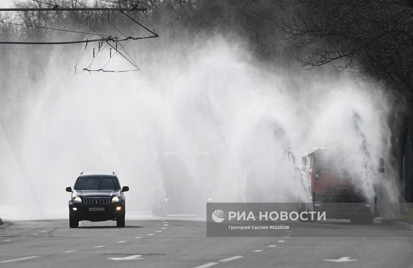 Дезинфекция дорог и тротуаров в Москве