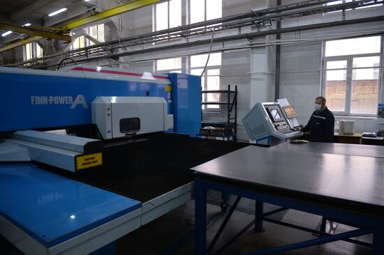 Завод электромедицинской аппаратуры в Екатеринбурге 