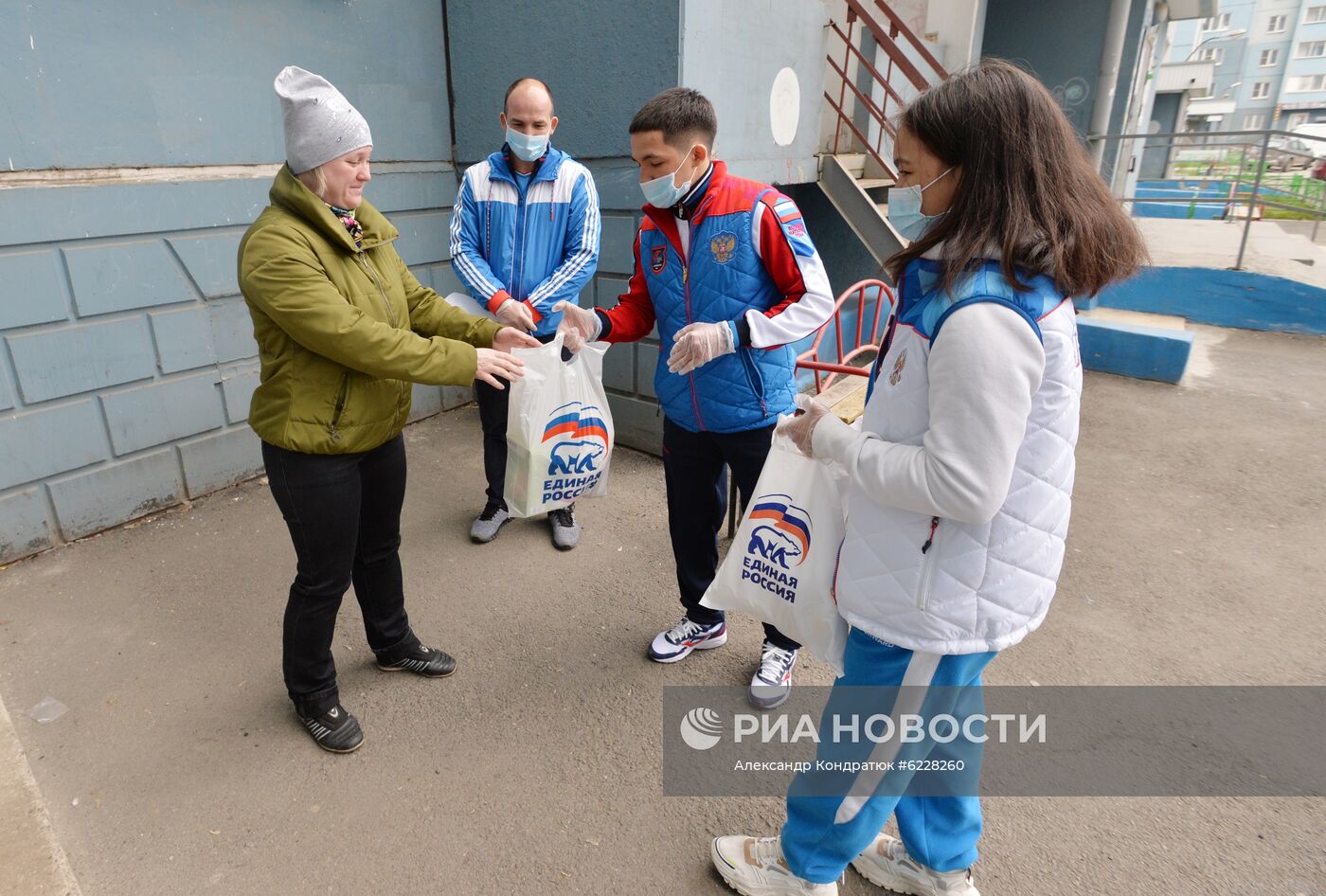 Работа волонтеров в Челябинской области