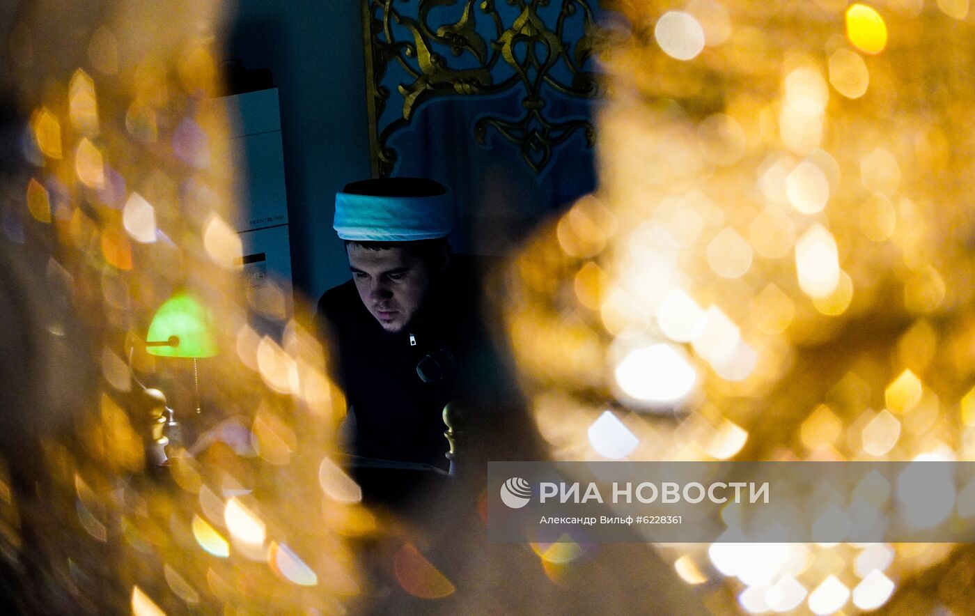 Начало священного для мусульман месяца Рамадан