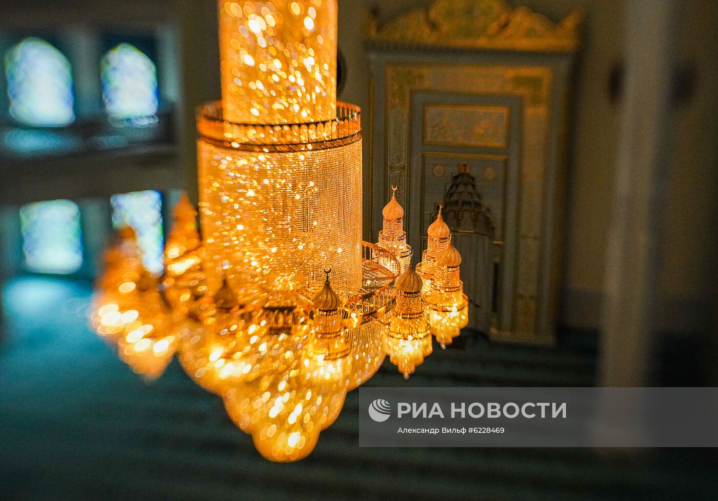 Начало священного для мусульман месяца Рамадан