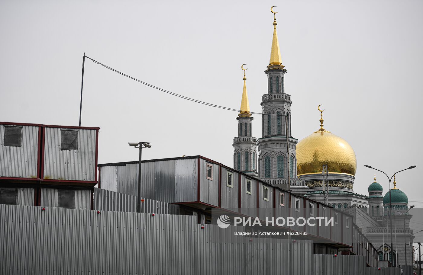 Начало священного для мусульман месяца Рамадан