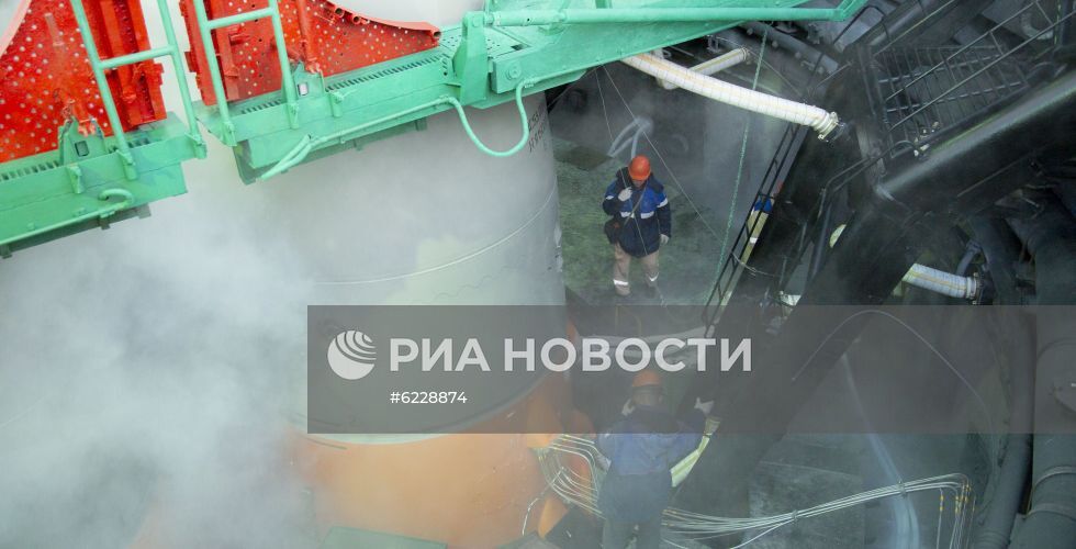 Пуск ракеты-носителя "Союз-2.1а" с ТГК "Прогресс МС-14"