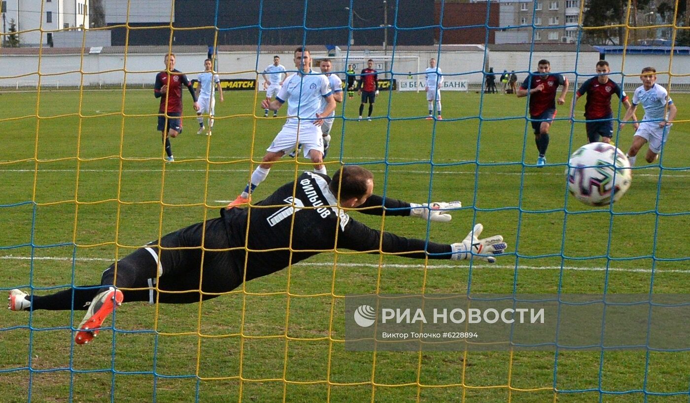 Футбол. Чемпионат Белоруссии. Матч "Смолевичи" - "Динамо" (Минск)