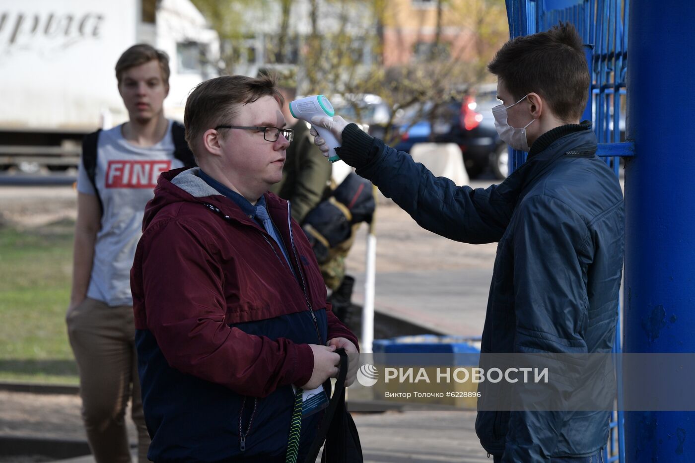 Футбол. Чемпионат Белоруссии. Матч "Смолевичи" - "Динамо" (Минск)