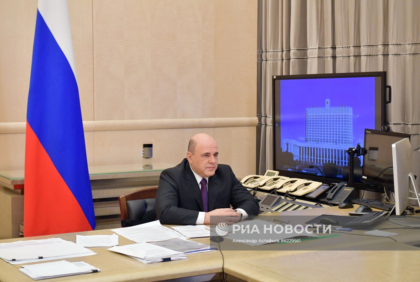 Премьер-министр РФ М. Мишустин провел совещание с вице-премьерами РФ