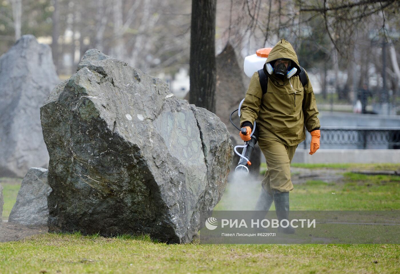 Профилактика распространения клещей в Екатеринбурге