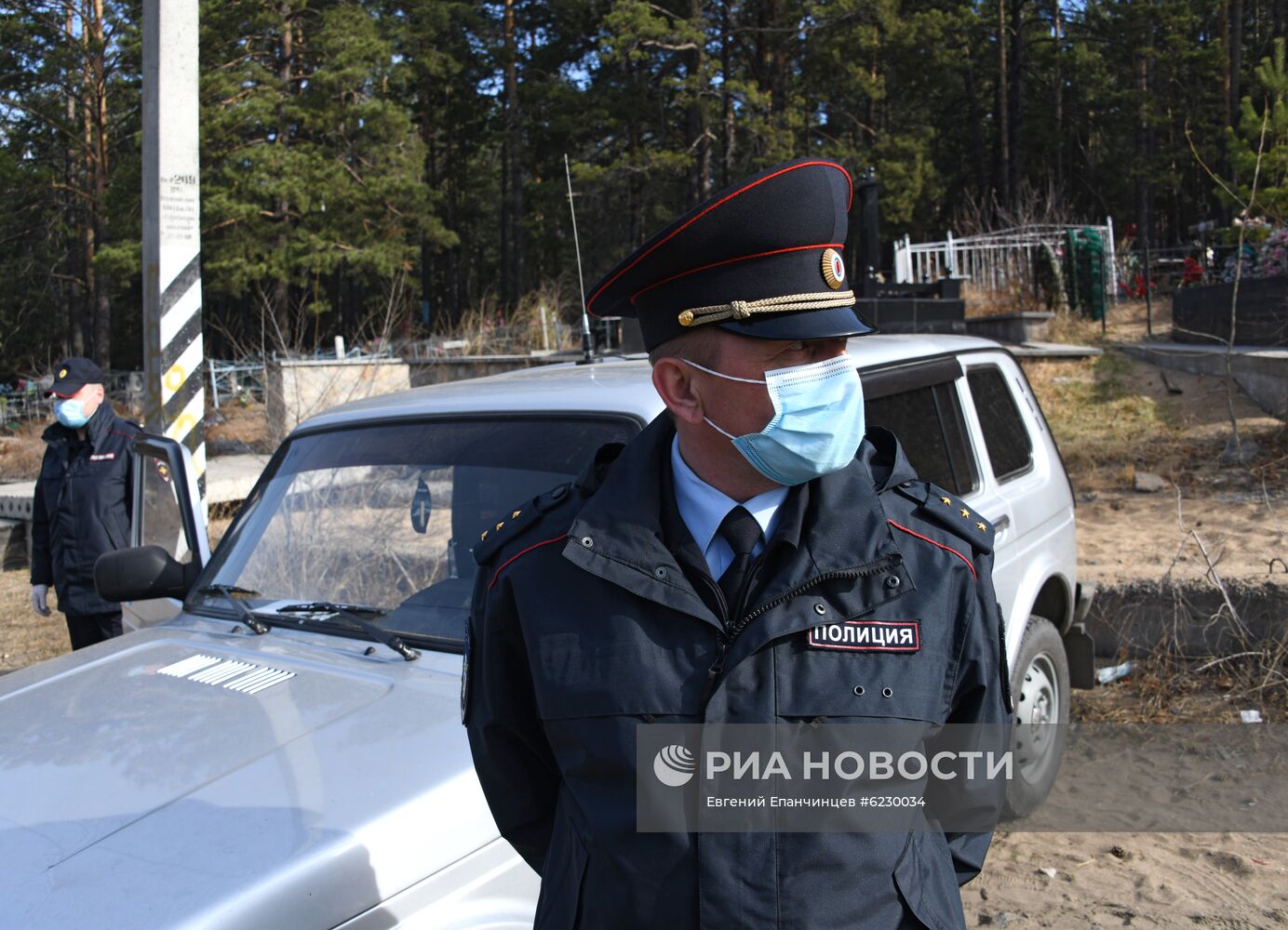 Посещение кладбищ в Родительский день ограничили из-за коронавируса