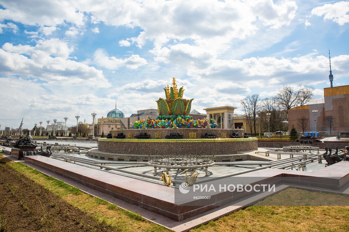 ВДНХ во время режима повышенной готовности из-за коронавируса