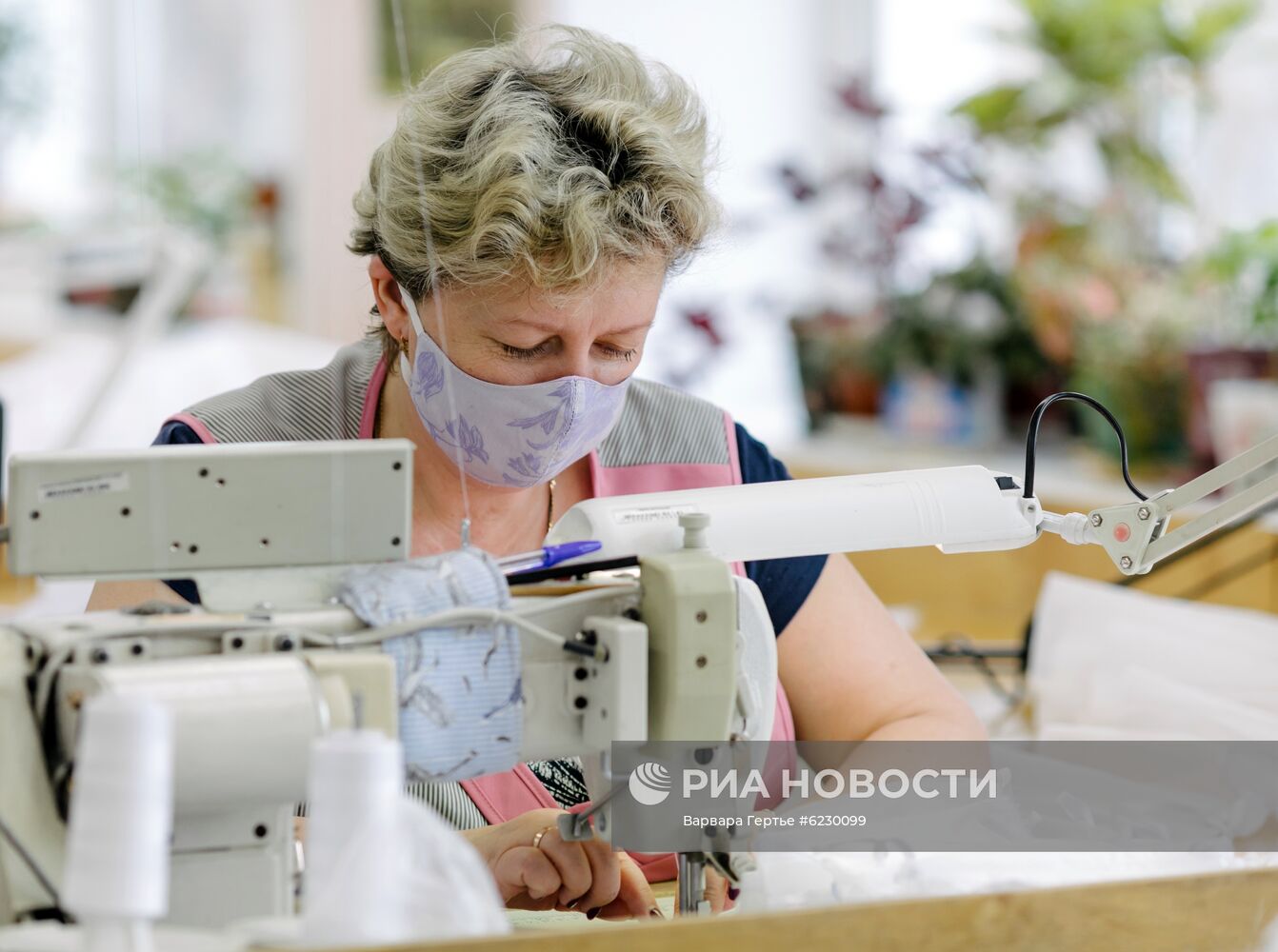 Производство защитных костюмов, масок и бахил в Иванове