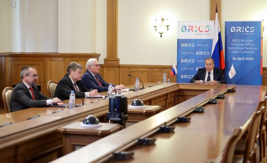 Глава МИД РФ С. Лавров выступил на онлайн-встрече со странами БРИКС