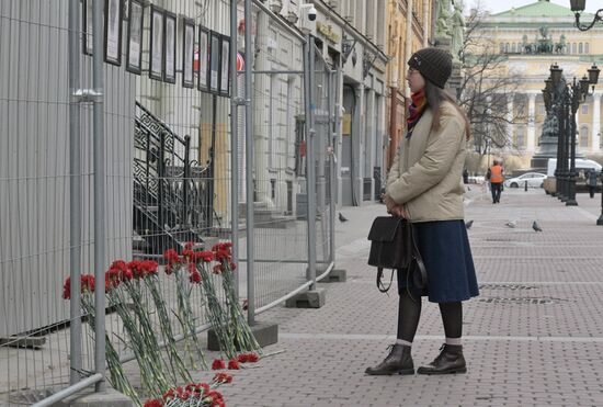 Мемориал в честь умерших от коронавируса медиков  в Санкт-Петербурге