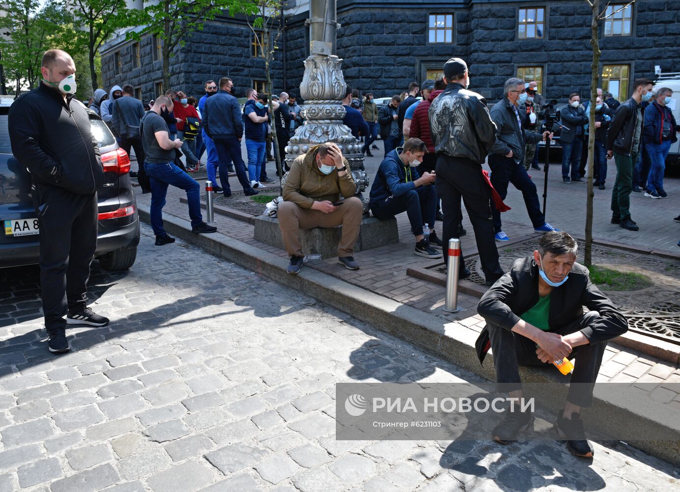 Акция с требованием прекращения карантина в Киеве