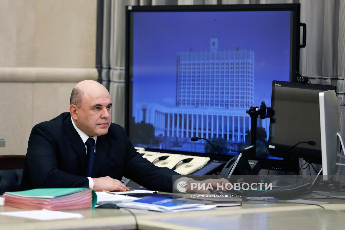 Премьер-министр РФ М. Мишустин провел заседание правительства РФ