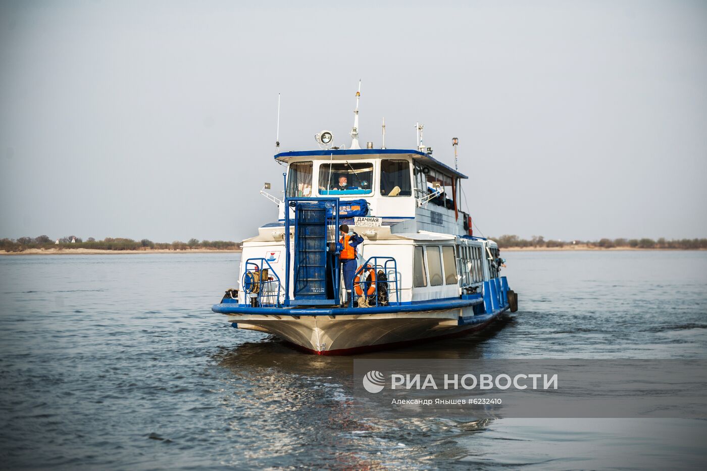 Открытие речной навигации в городах России