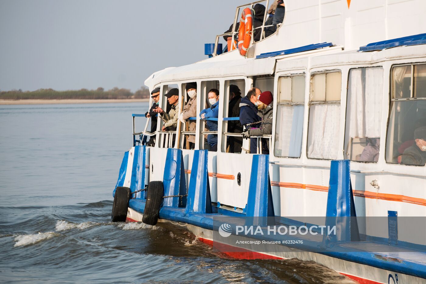 Открытие речной навигации в городах России