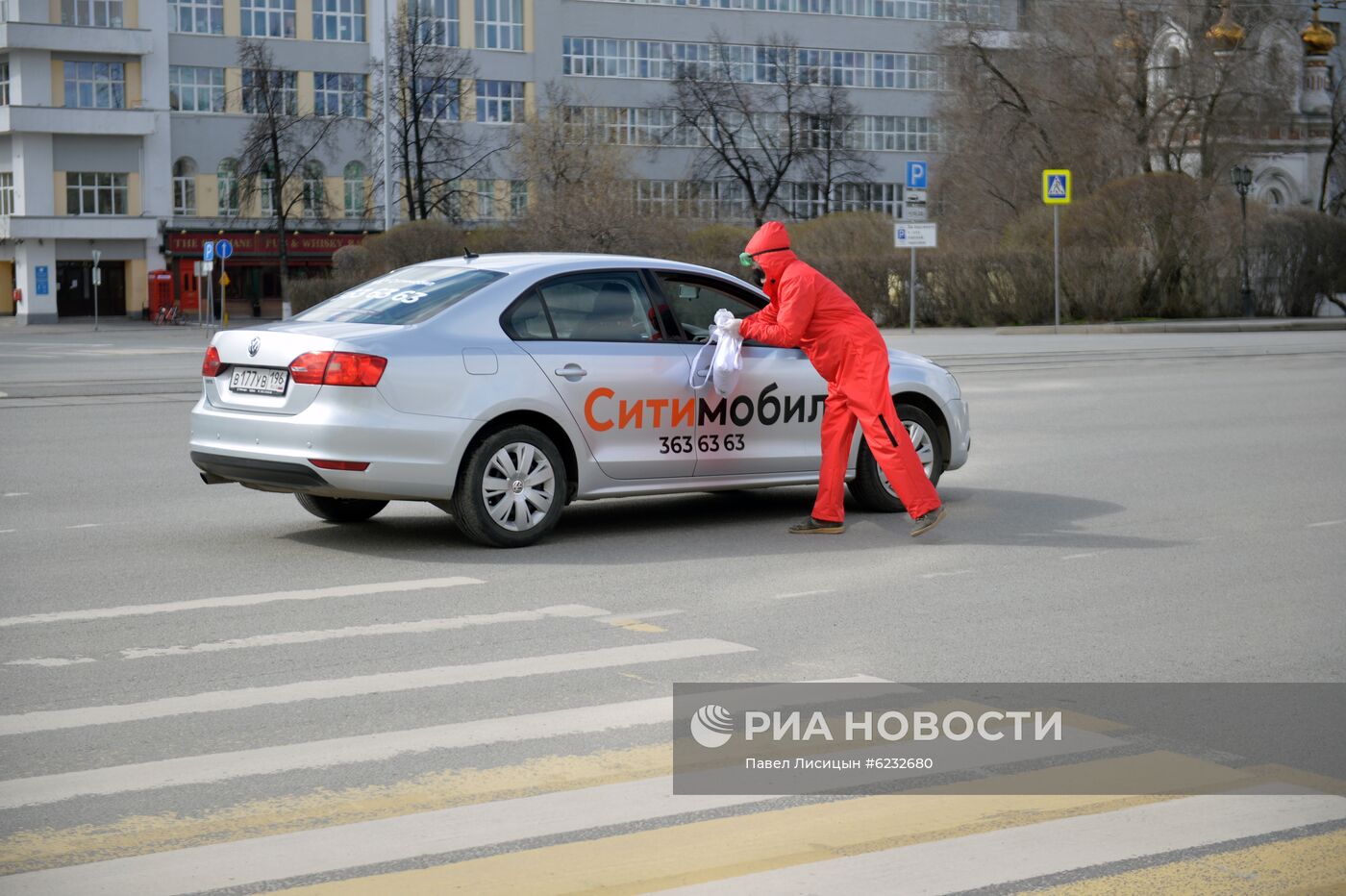 Обязательный масочный режим ввели на Урале и в Забайкалье