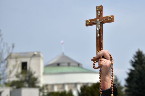 Первомайские демонстрации в Варшаве