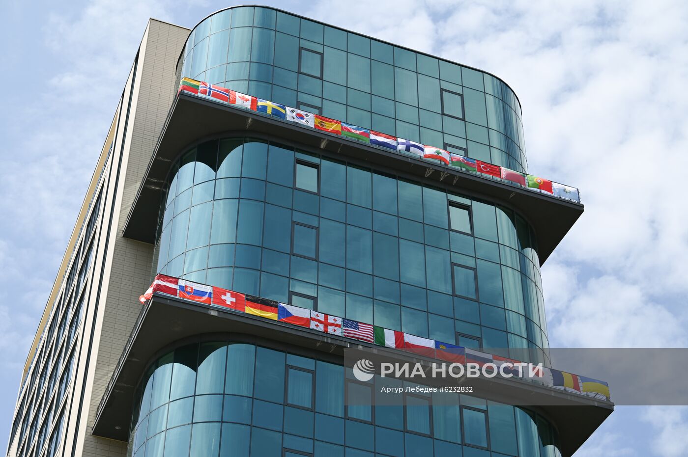 Праздник Весны и Труда в городах России