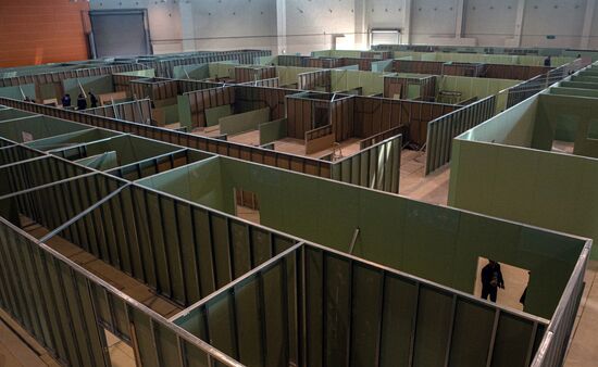 Строительство временного госпиталя в павильоне 75 на ВДНХ