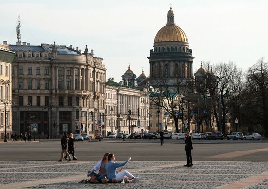 Санкт-Петербург во время пандемии COVID-19