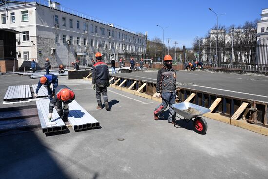 Строительство временного госпиталя в павильоне 75 на ВДНХ