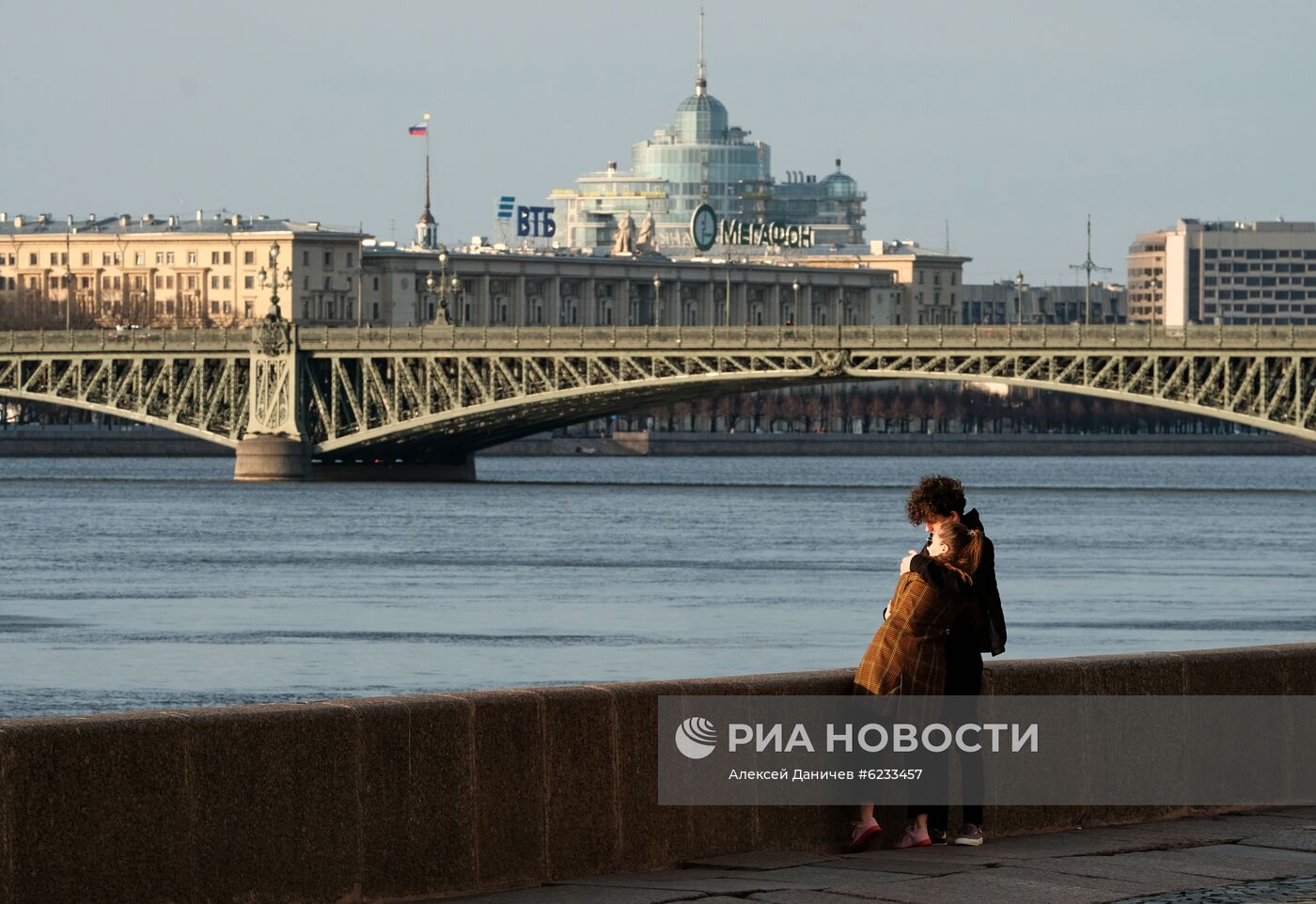 Санкт-Петербург во время пандемии COVID-19