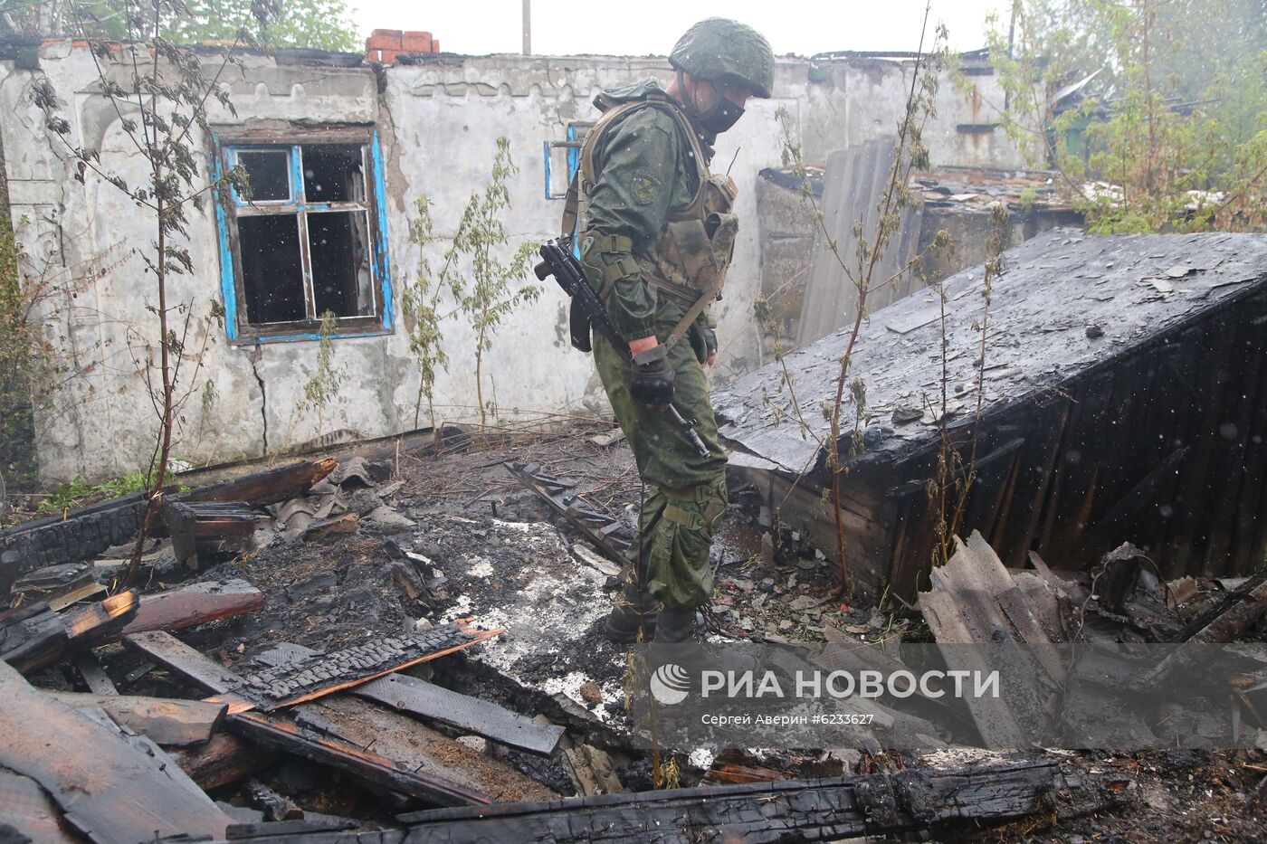 Последствия обстрела Горловки в Донецкой области