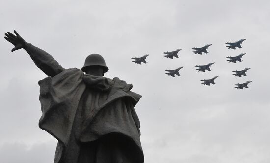 Репетиция воздушного парада Победы в Москве