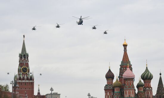 Репетиция воздушного парада Победы в Москве