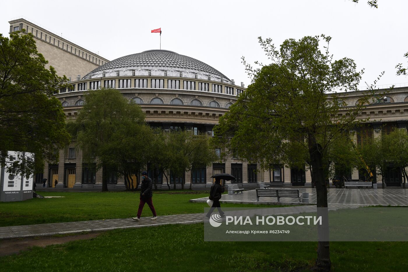 Подготовка к празднованию Дня Победы в городах России