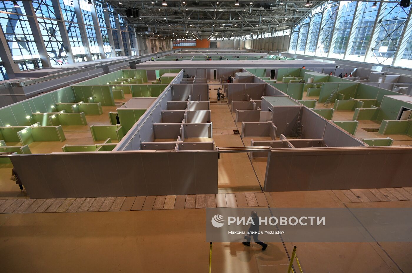 Временный госпиталь COVID-19 в павильоне No75 на ВДНХ