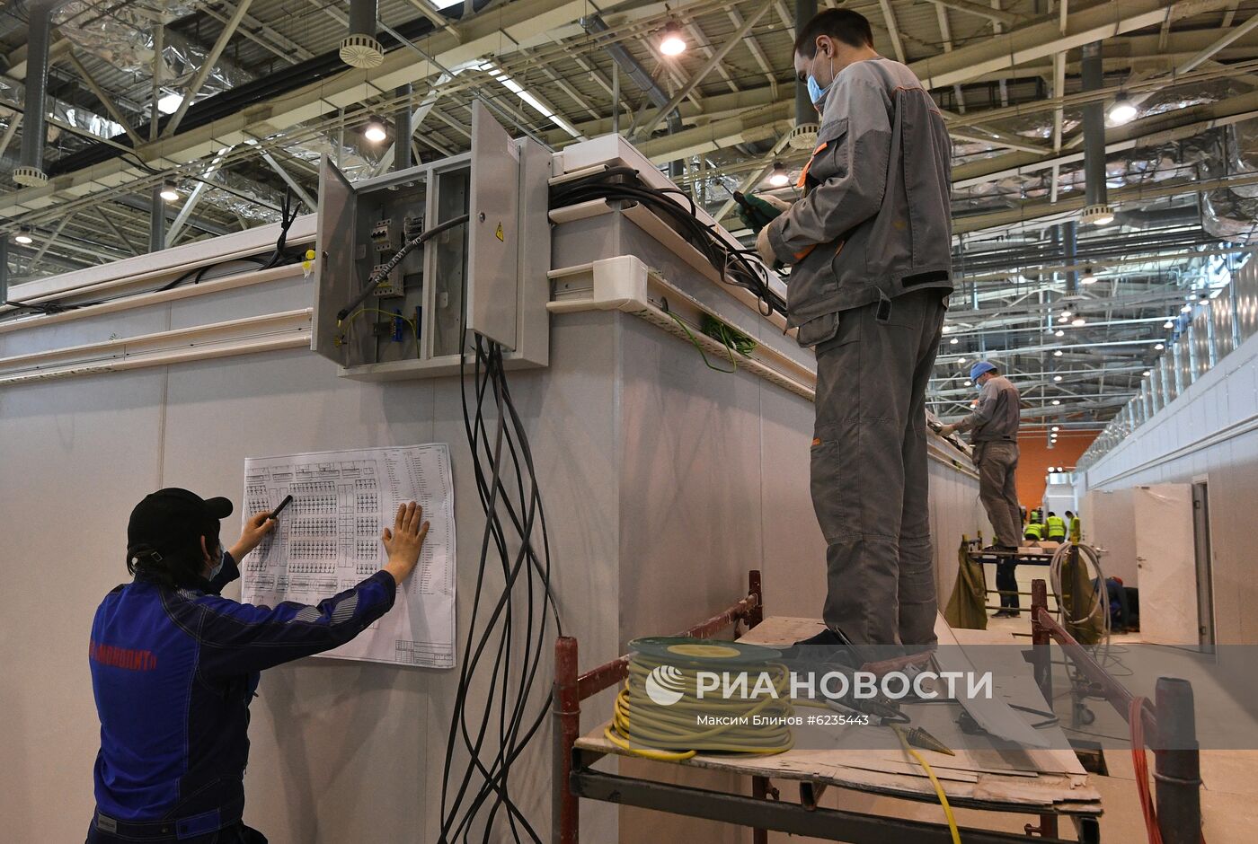 Временный госпиталь COVID-19 в павильоне No75 на ВДНХ