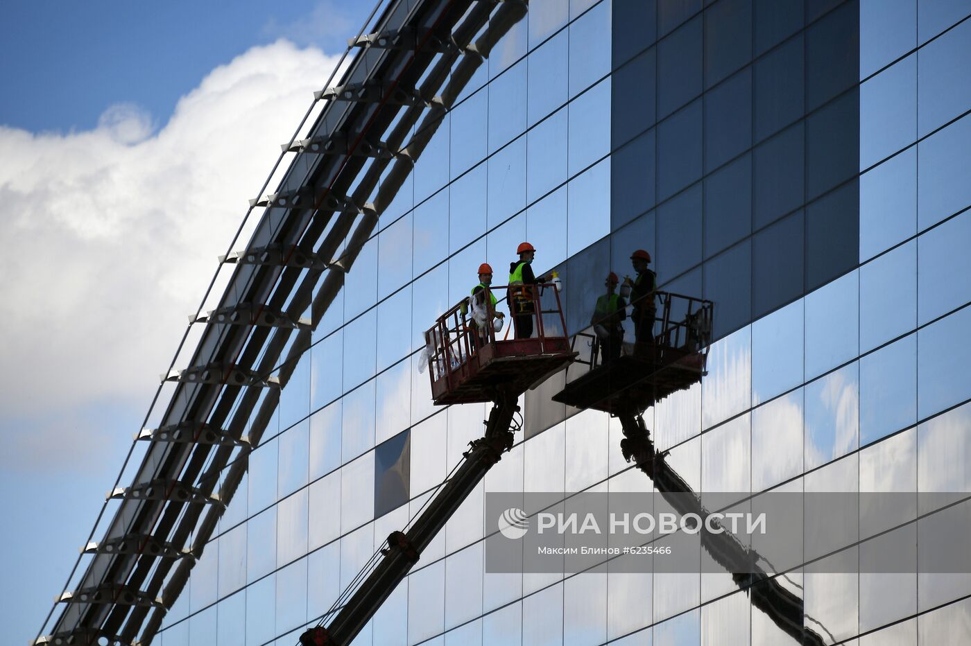 Временный госпиталь COVID-19 в павильоне No75 на ВДНХ