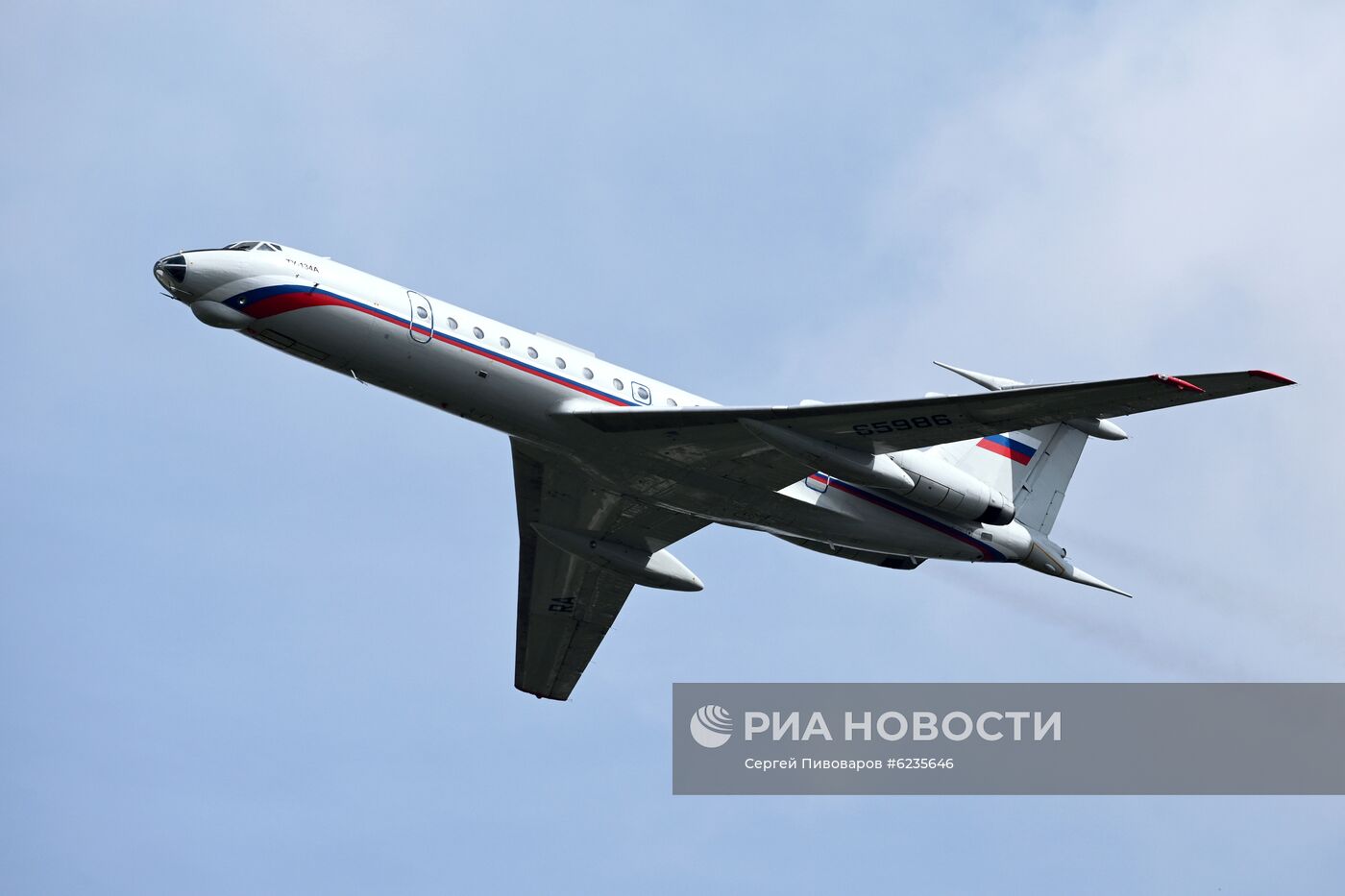 Репетиция воздушной части парада Победы в городах России