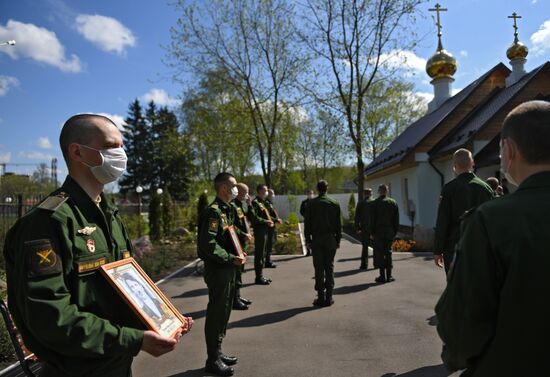 Подготовка к акции "Бессмертный полк"