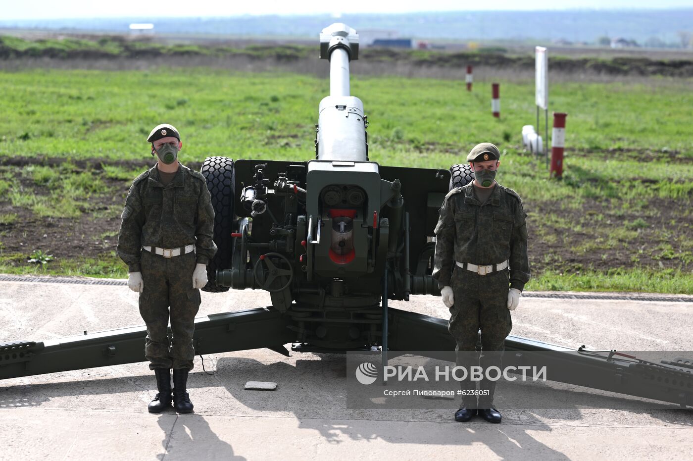 Подготовка к праздничному салюту в Ростове-на-Дону