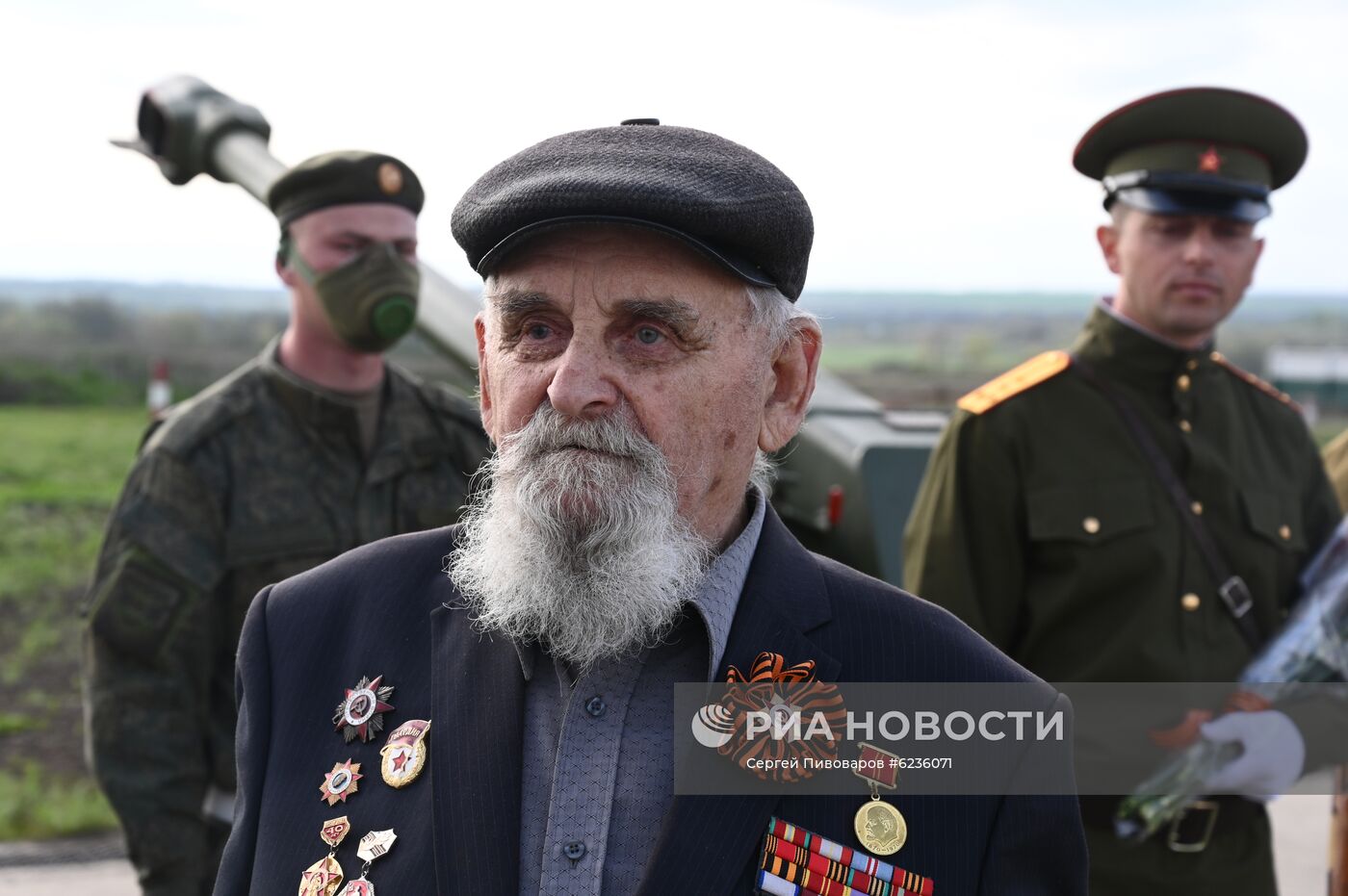 Подготовка к праздничному салюту в Ростове-на-Дону