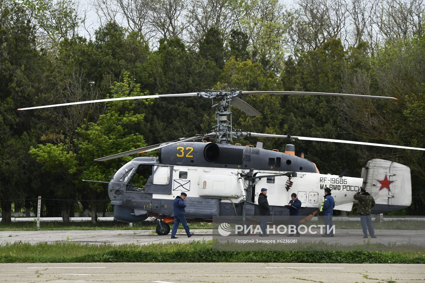 Репетиция воздушной части парада Победы в городах России