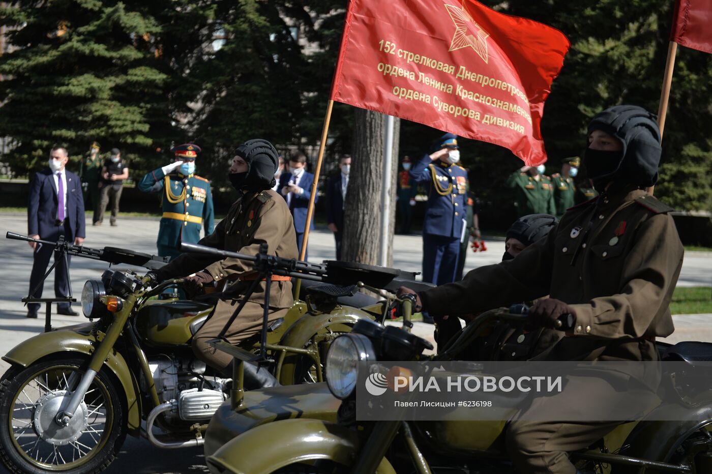 Подготовка к празднованию Дня Победы в городах России