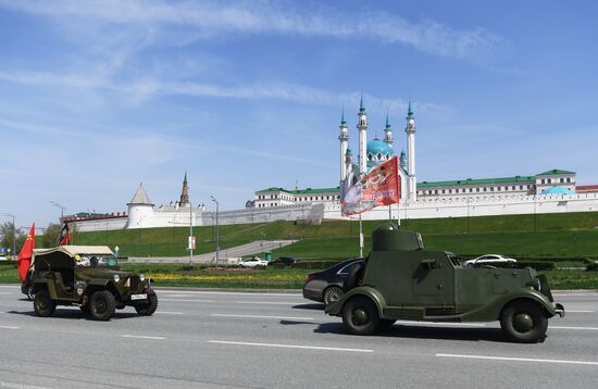 Заезд военной техники в Казани 