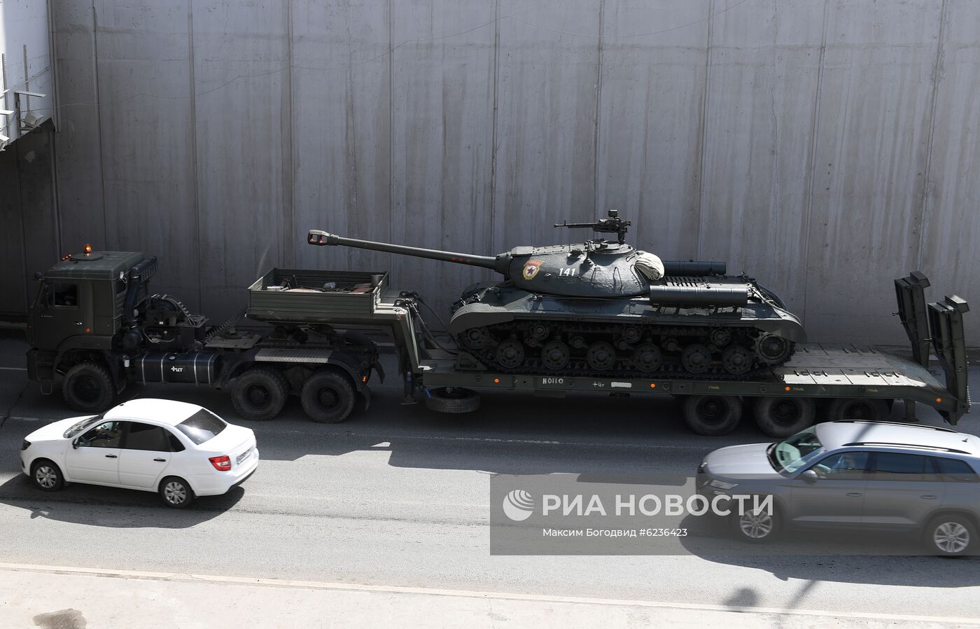 Заезд военной техники в Казани 