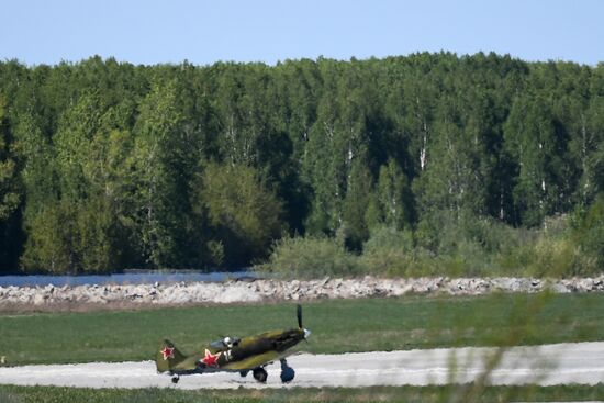 Тренировочный полет восстановленного самолета МиГ-3