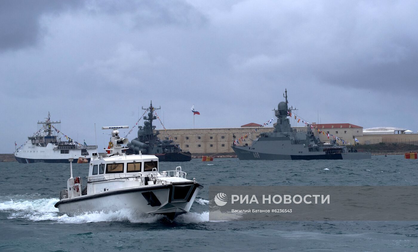 Генеральная репетиция парада Победы в Севастополе