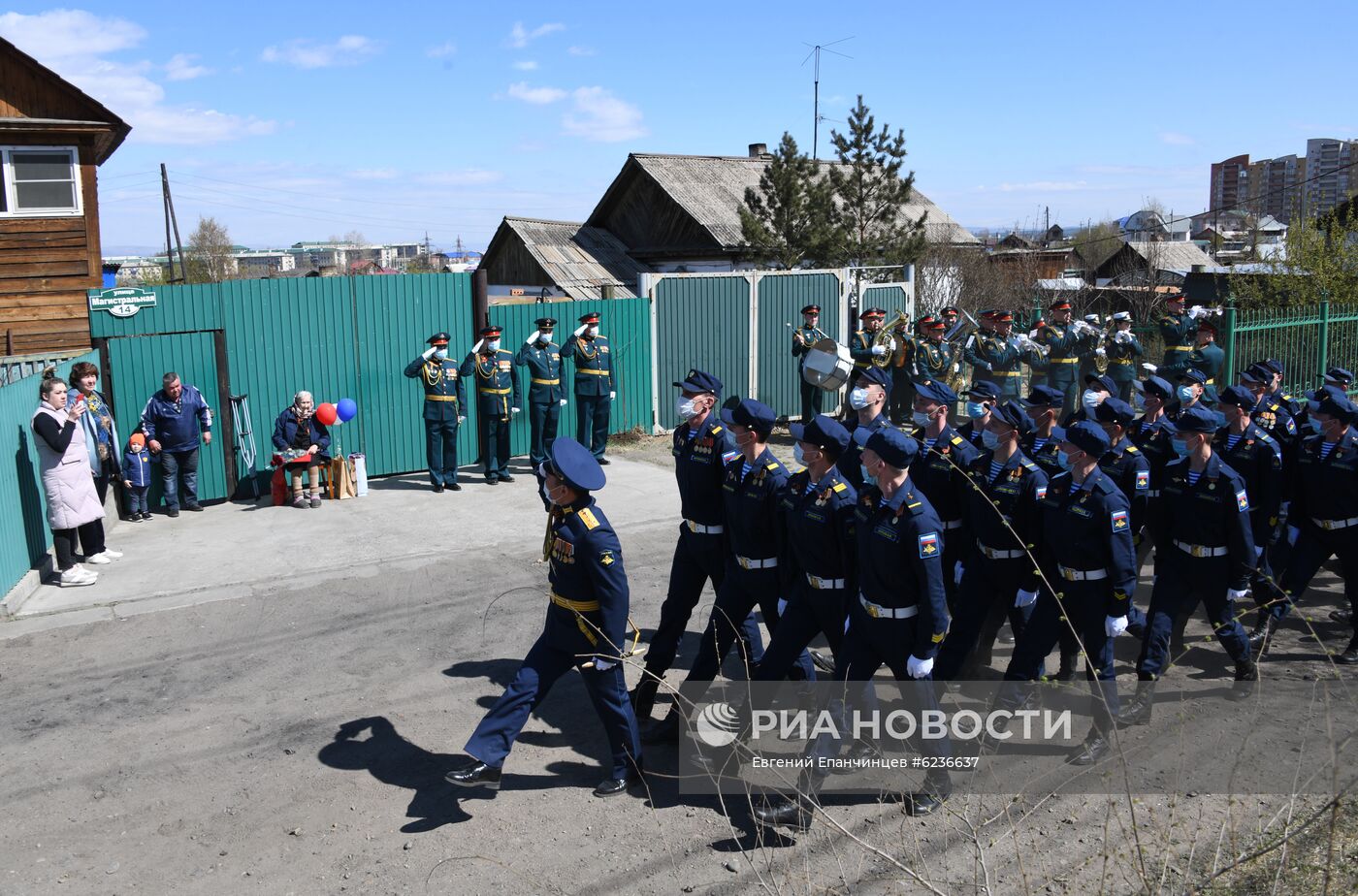 Поздравление ветеранов Великой Отечественной войны с наступающим Днем Победы 