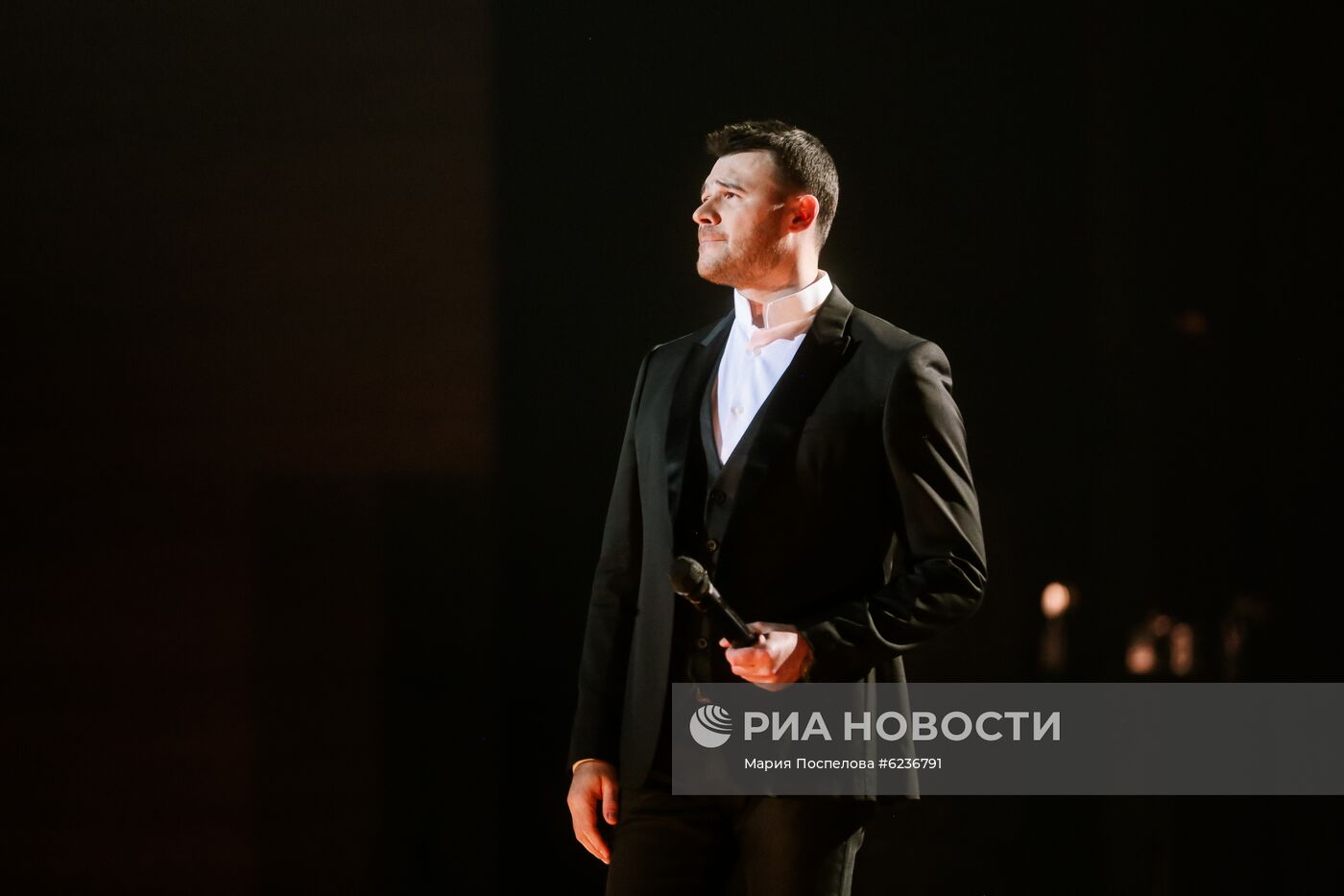 Запись онлайн-концерта "Песни Великой Победы" на Первом канале