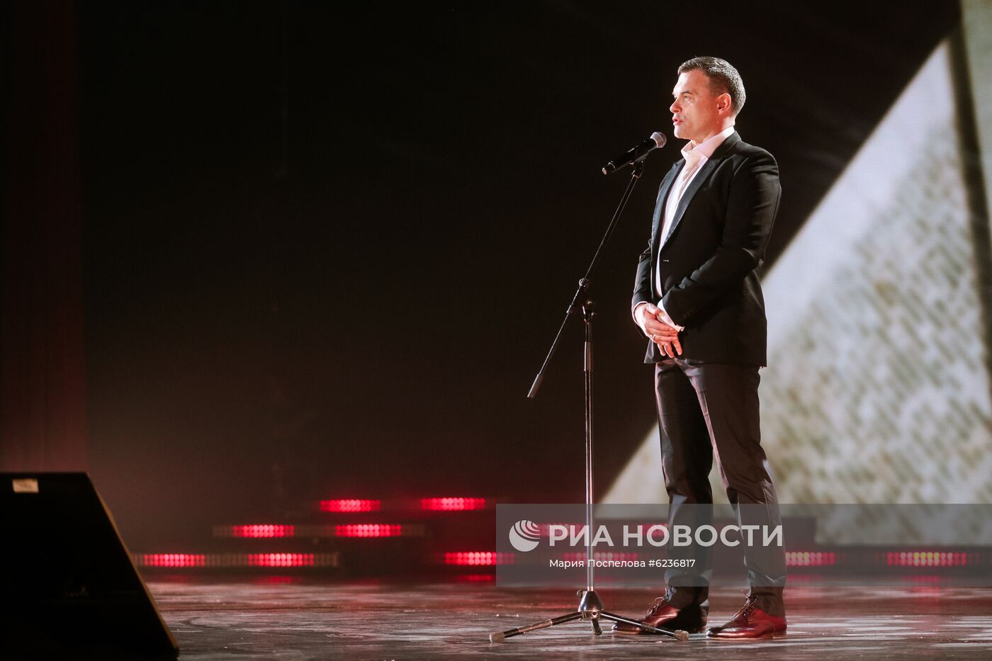 Запись онлайн-концерта "Песни Великой Победы" на Первом канале