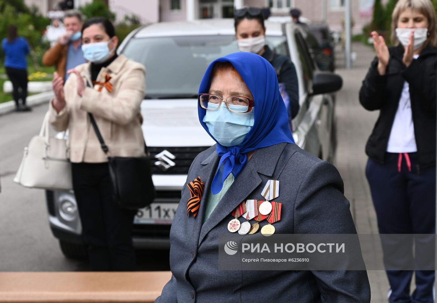 Поздравление ветеранов Великой Отечественной войны с наступающим Днем Победы