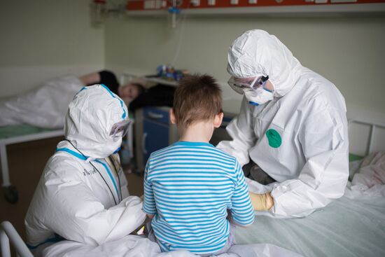 Центр "НМИЦ здоровья детей" Минздрава РФ, где проходят лечение дети с COVID-19 