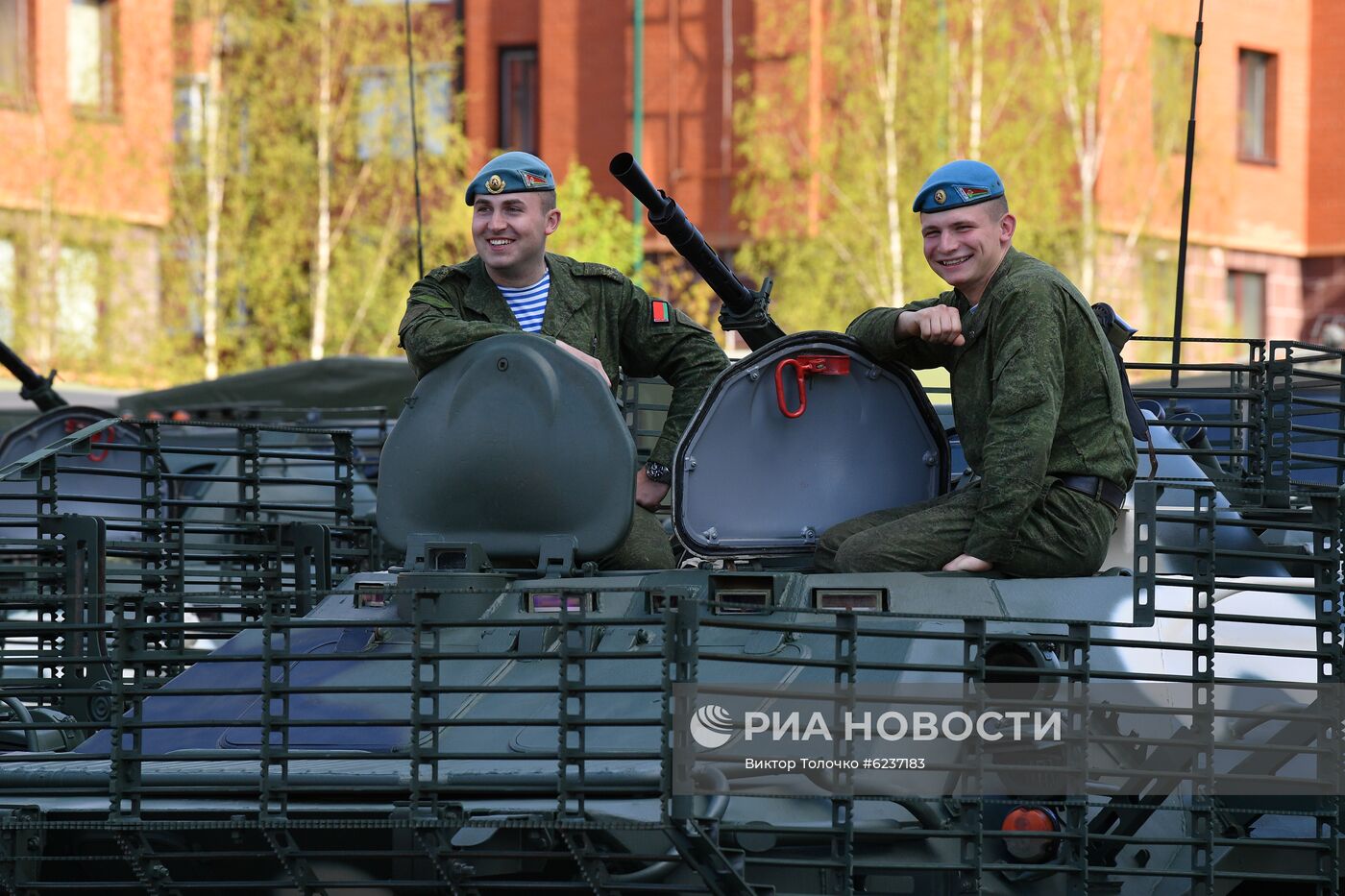 Репетиция парада ко Дню Победы в Минске